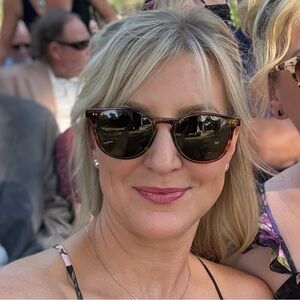 Meet your Posher, Kelly
